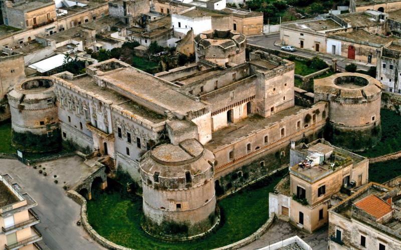 4 cose da vedere in Salento il maestoso Castello di Corigliano d'Otranto